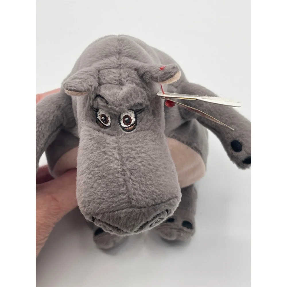Ty Beanie Babies Gloria the Hippo Madagascar Escape 2 Africa Plush 2008 Grey